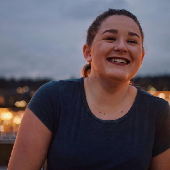 Meet your Posher, Bella - Picture 1 of 1